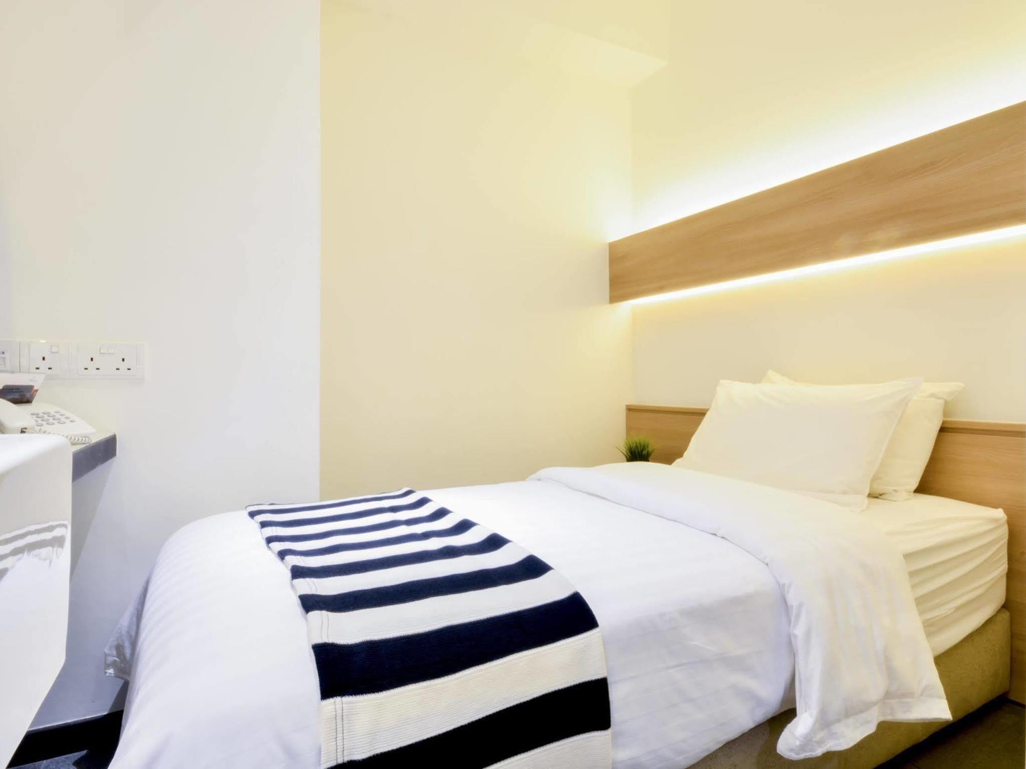 Nuve 3* Singapur